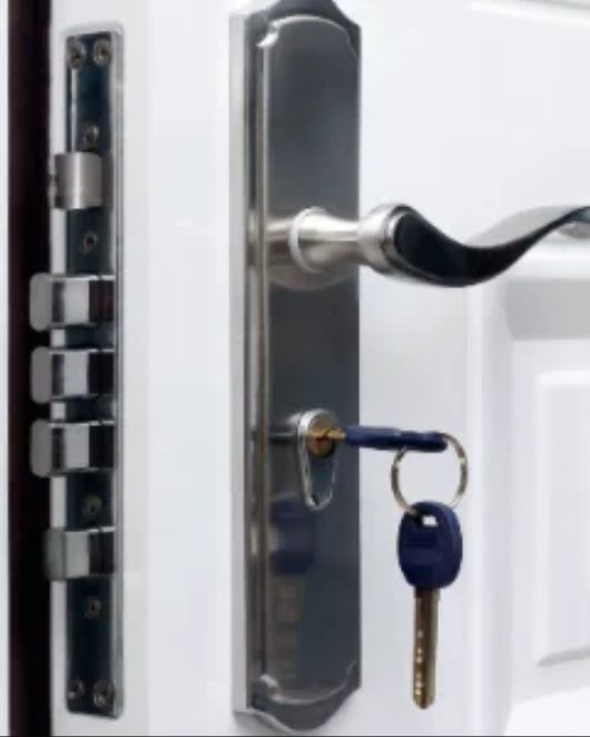 Sostituzione serratura di una porta blindata
